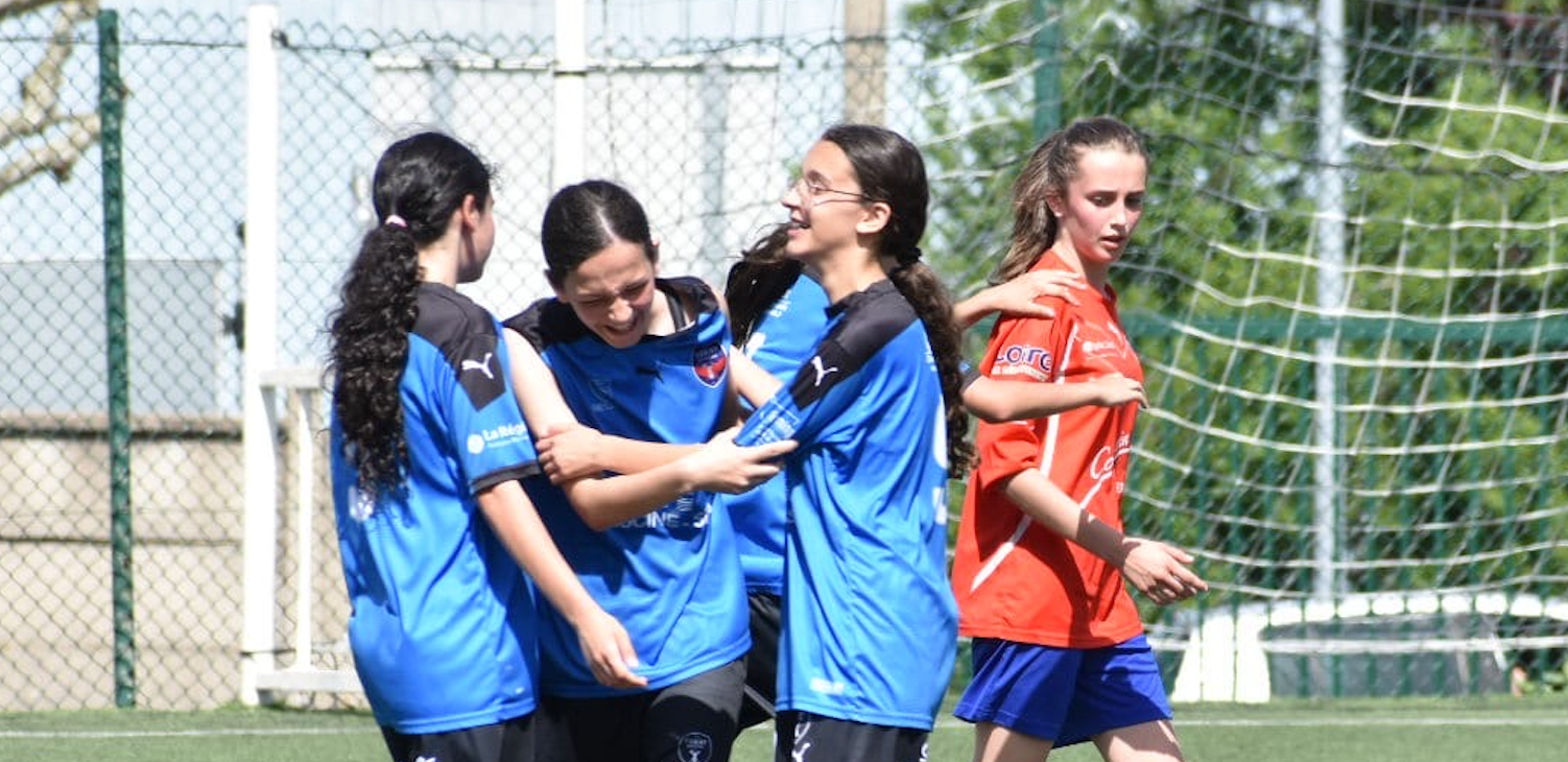 COUPE DE LA LOIRE FEMININE JEUNE : UNE VICTOIRE PLEINE DE MAITRISE, UNE DEFAITE PLEINE D'HONNEUR